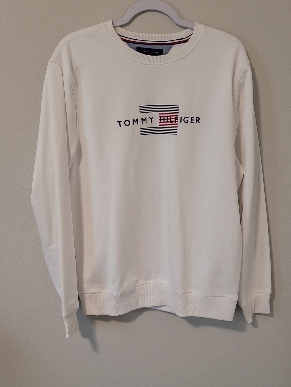 Tommy Hilfiger Flag Logo Graphic Crewneck Sweatshirt White Large